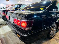 تۆیۆتا کراون